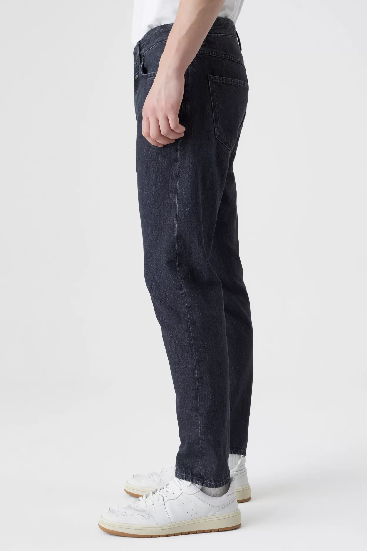 Cooper Tapered Jeans<CLOSED Flash Sale